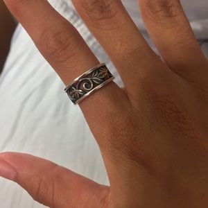 James Avery ring size 5